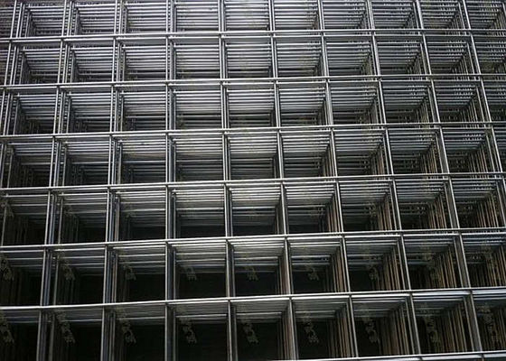 Electric Galvanized Welded Wire Mesh Square Hole Type 0.5-3m Width